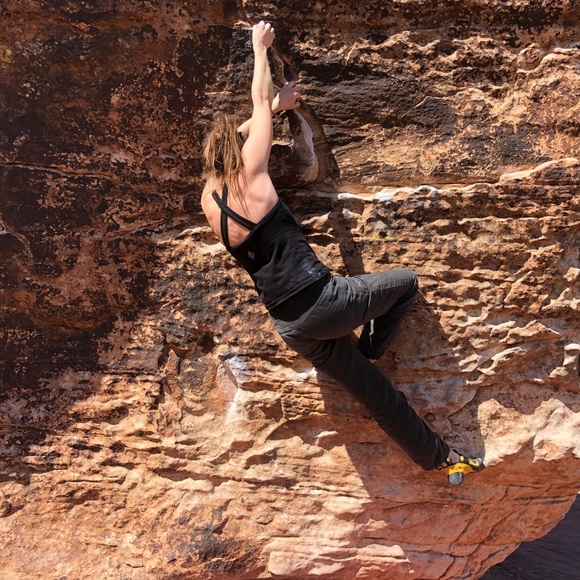 Meet your Posher, Nichole - Picture 1 of 1